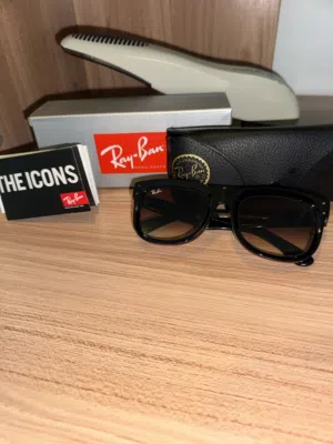 Ray-Ban Boyfriend Reverse أصلية للبيع – حالة ممتازة جداً استخدام شهرين فقط Unisex Polarized