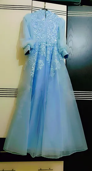 فستان سهرة مقاس S