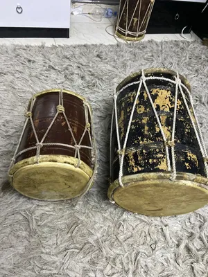 للبيع طبول