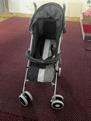 للبيع عربة بحالة جيداً جداً