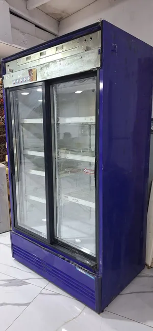 ثلاجه عرض للبيع بسعر مغري