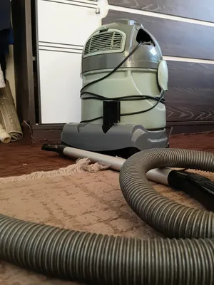 مكنسه كهربائيه للبيع