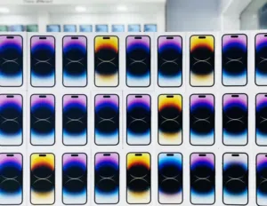 آيفون 14 برو ماكس ، 256GB جديد ضمان لمدة سنة مع ملحقات