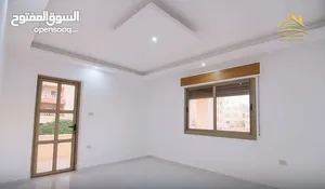 شقة للبيع 165 متر تصميم ممتاز خلف قصر االشلبي قرب دوار سير اربد مفروشة او غير مفروشة للبيع