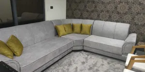 كورنر نخب بحال ممتاز للبيع