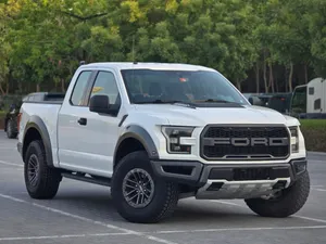 Ford F-150 Raptor 2019 GCC Specs Orginal paint Pristine Condition 2Keys Single owner