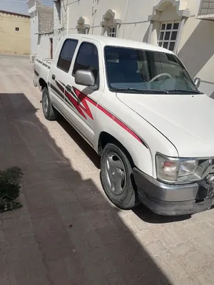 Used Toyota Hilux in Al Sharqiya