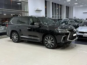 Lexus LX-570 S 2018 (Black)