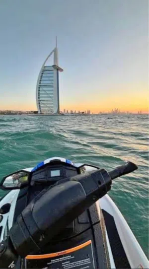 Looking for an investor for jetski rental business in dubai whatsapp description
