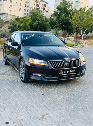 سكودا سوبير دهان الشركة