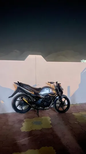 للبيع بتشيز 160 cc نضيف شوفت عينك تعال و فحص شوف الوصف