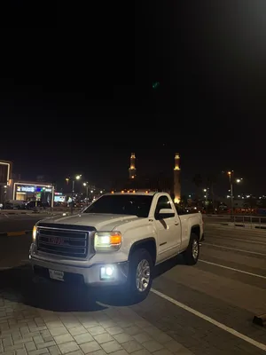 Used GMC Sierra in Ajman