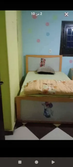 شقه للبيع تشطيب لوكس عباره عن 3غرف نوم  ورسبشن 2قطعتيين ومطبخ 2حمام كلها ع الشارع