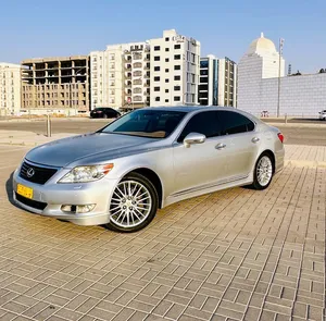 لكزس سبورت LS 460 موديل 2010 بحالة ممتازة