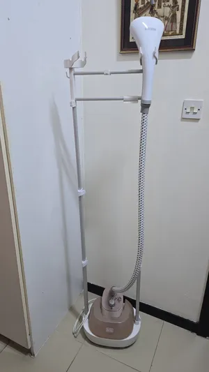 Black Decker garment steamer