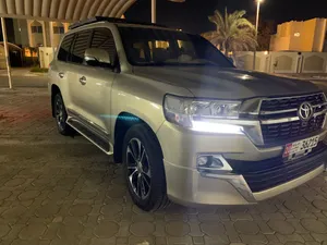 Land Cruiser GXR 2009 Upgraded to 2021 - Excellent Condition