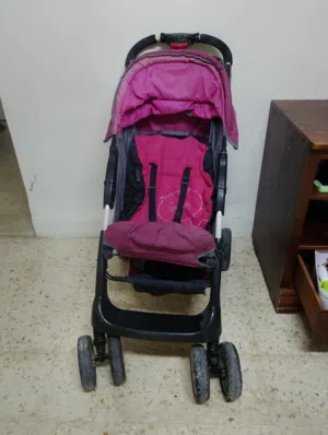 عرباية اطفال بحاله جيده