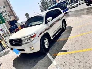 استيشن لاند كروزر 2013 GXR V8 للبيع Land Cruiser 2013 GXR V8 for sale