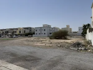 للبيع ارض سكنية ممتازة في المعبيلة الجنوبية الثامنة وسطية ، رقم القطعة (2683) .