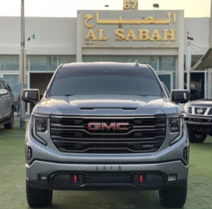 Used GMC Sierra in Sharjah
