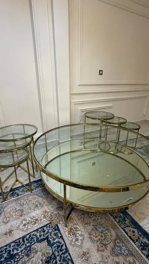 طاولة زجاج