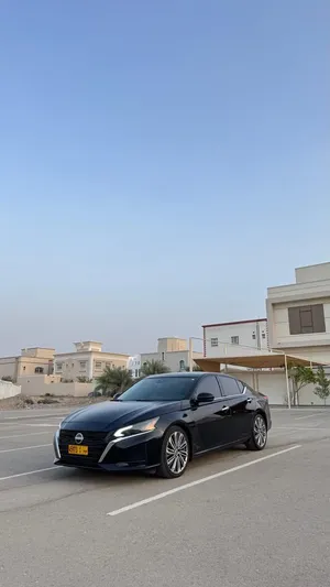 نيسان التيما 2024 SL