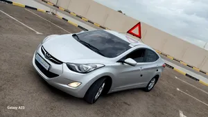 افانتي جمرك كربون اصلي 2012