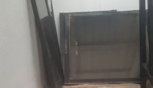 شبابيك مستعملة للبيع