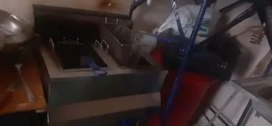 يوجد لديا.قلايه شبس وفرامه طعميه...وينهم ازباين اينهم وسعرهم حالي