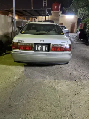 Used Toyota Crown in Basra
