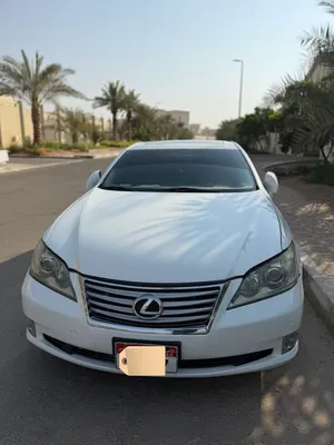 Lexus ES 2012 good condition,