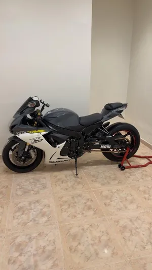 سوزاكي 750r معدله للبيع