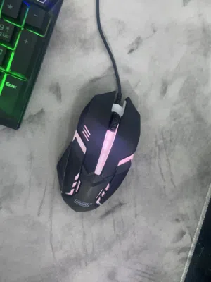 طقم قيمنق (كيبورد + ماوس) REGIMO بـ إضاءة RGB مميزة - نظيف جداً