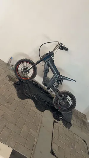 اخواتي كوقو نضيف ما عليه شي