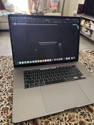 للبيع MacBook Pro 16” (2019) –