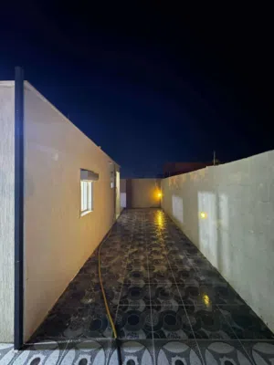 منزل صغير للبيع
