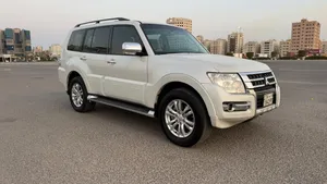 Used Mitsubishi Pajero in Farwaniya