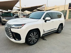 لكزس LX600 سكنيجر خليجي 2024 صبغ وكاله فول مواصفات نظيفه جدا
