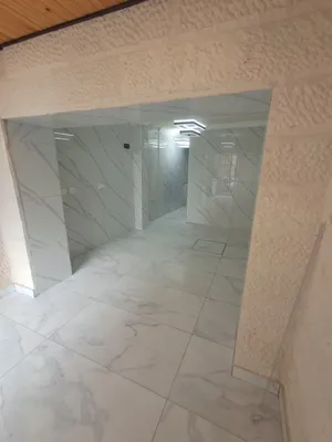 Very luxurious and modern studio with super deluxe finishes for annual rent directly from the owner