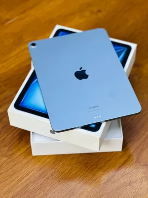 Ipad Air M2 11 inch 256 GB with box battery helth 93 one month shop checking warranty codition 10/10