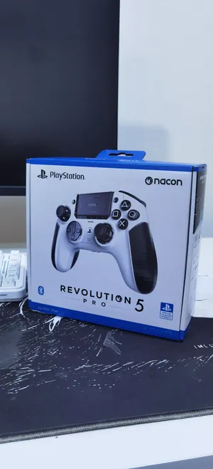 جويستك ناكون Nacon Revolution 5