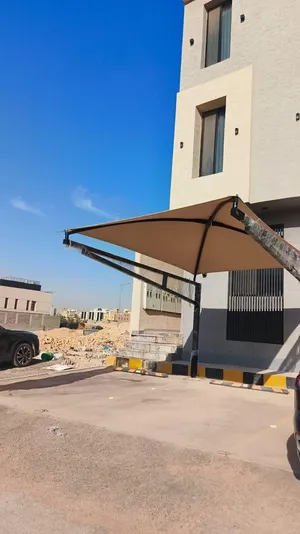 مظلات وسواتر غرف_سندويش_بنل مستودعات هناجر تلبيس ابواب بديل_الخشب