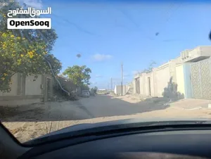 ارض للبيع ملك والملك لله في منطقة ابو شعيره بالقرب من طريق ثقيل