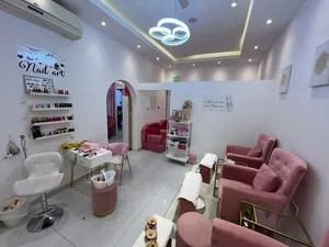 صالون-نسائي-قائم-للبيع-رخصه-ساريه-بكامل-المعدات-3-محلات-وايجار-ممتاز