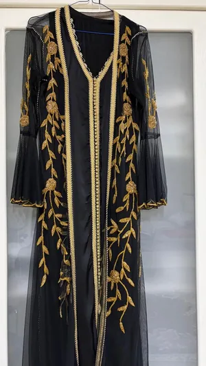 قفطان مغربي أسود