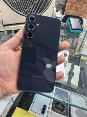 Samsung A35 256 بحالة الوكالة