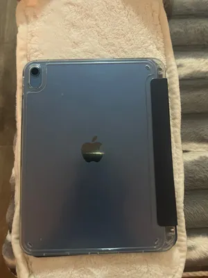 Apple iPad 128 GB in Al Riyadh