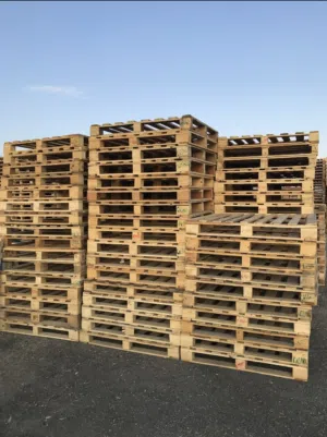 طبليات  خشب  للبيع  ..  wooden pallets طبليات خشب مستعمل نظيف للبيع بالرياض جميع المقاسات