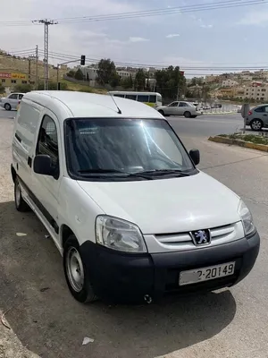 بيجو فان للبيع