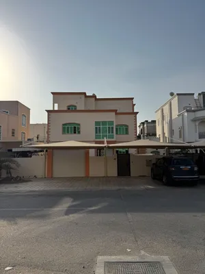 للإيجار شقة جميلة في الموالح الجنوبية